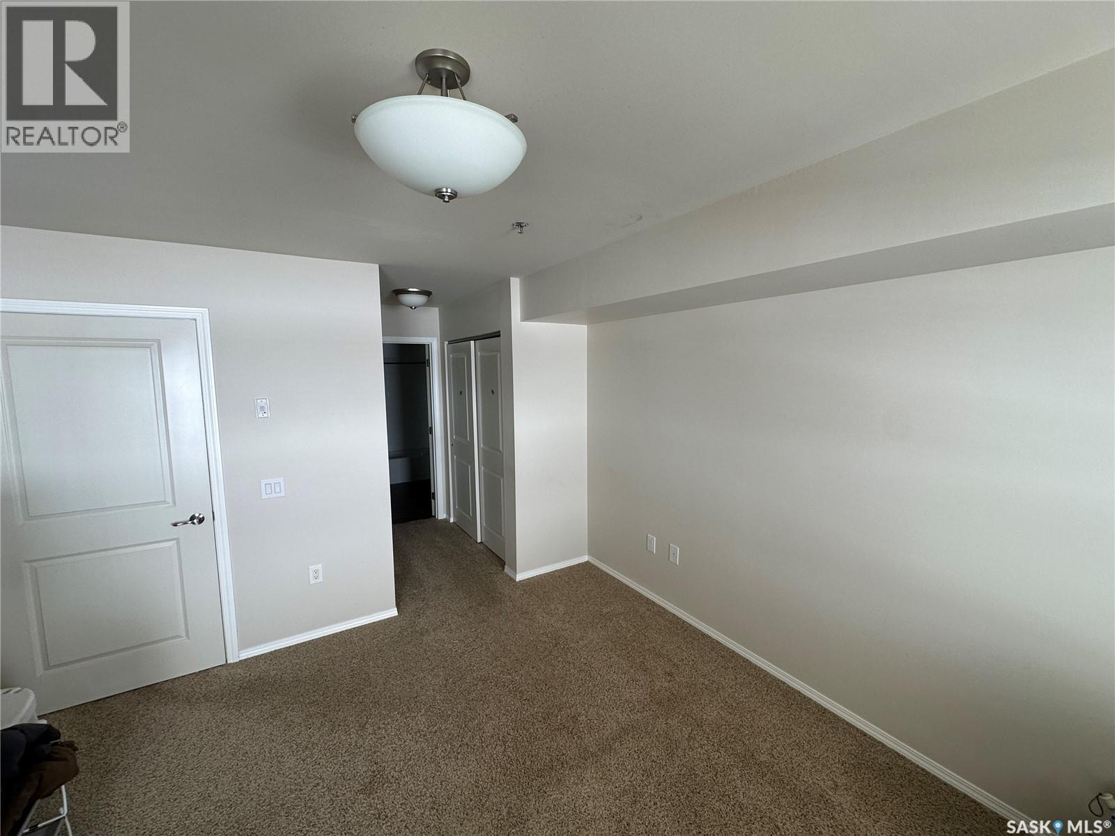 #300 601 110TH AVENUE - 11