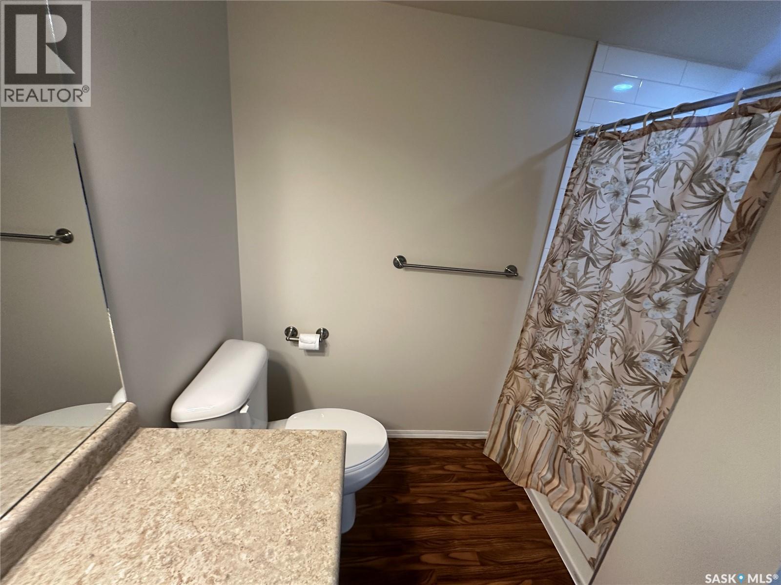 #300 601 110TH AVENUE - 9