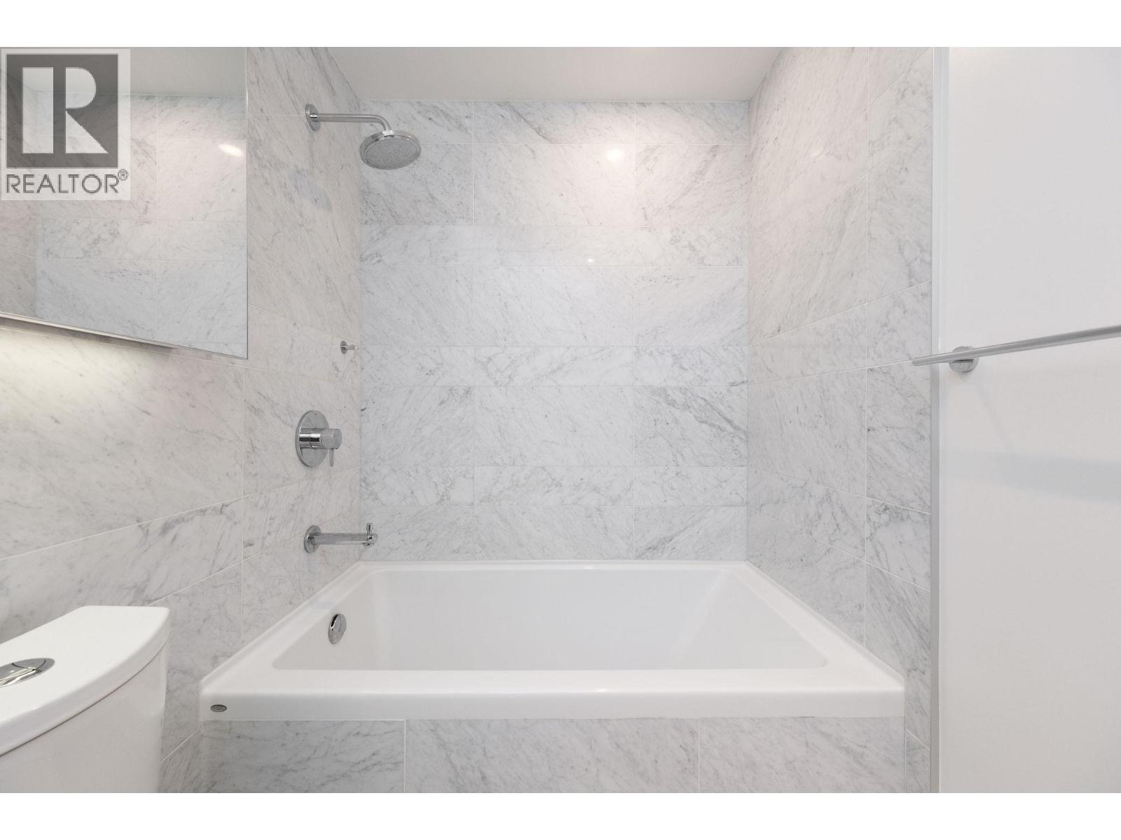 2508 4720 LOUGHEED HIGHWAY, Burnaby