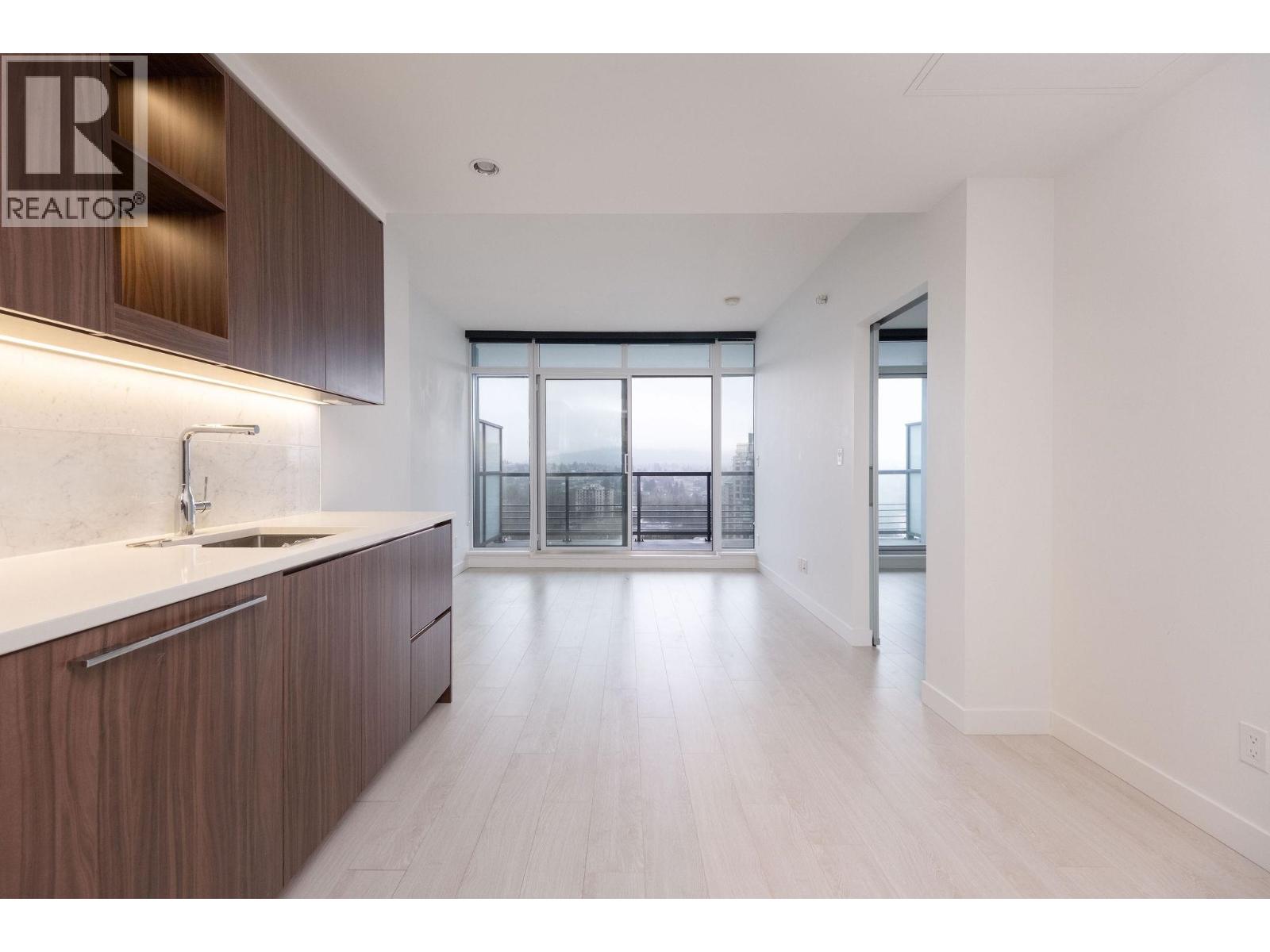 2508 4720 LOUGHEED HIGHWAY, Burnaby