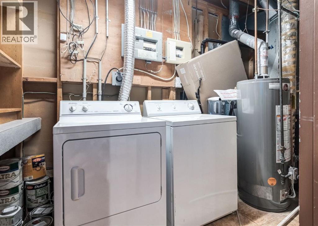 
          123 13 Avenue Northeast
            <br/>
            <span>Calgary</span>
            , 
            <span>AB</span>
             <span>T2E1B5</span>
         - Photo 31