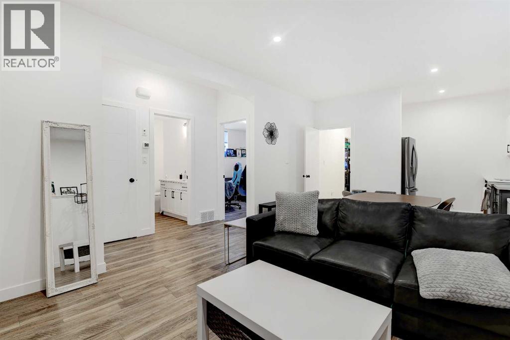 10230 67 AVENUE - 38