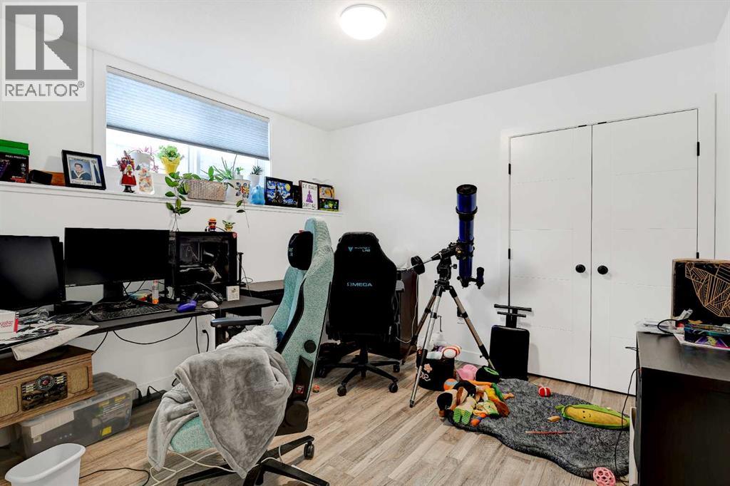 10230 67 AVENUE - 40