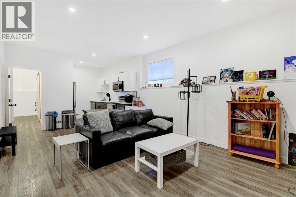 10230 67 AVENUE - 37