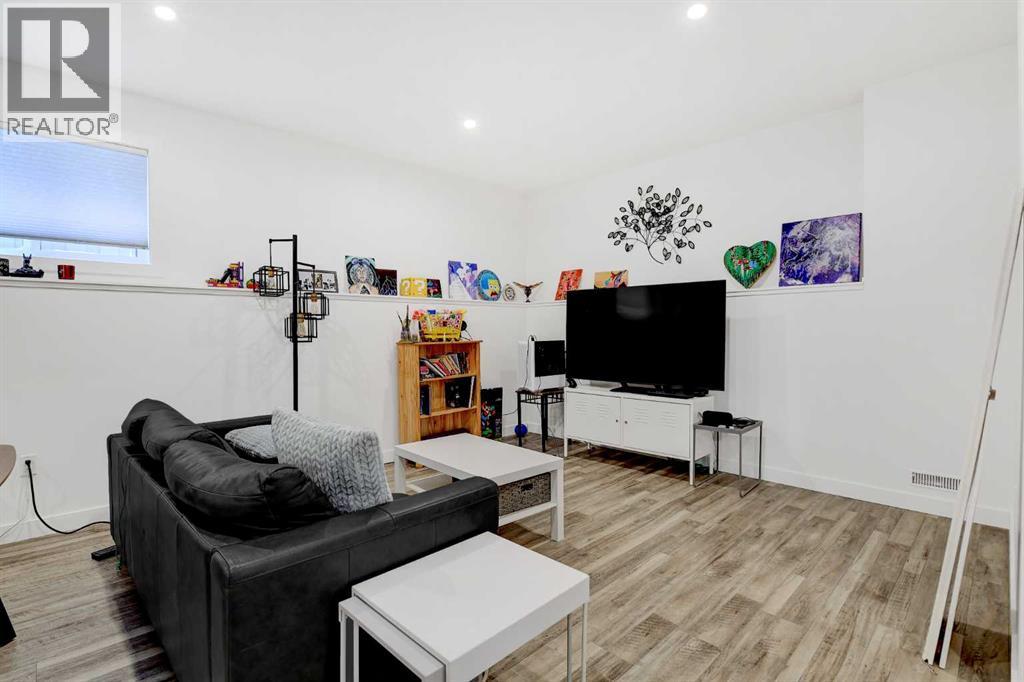 10230 67 AVENUE - 36