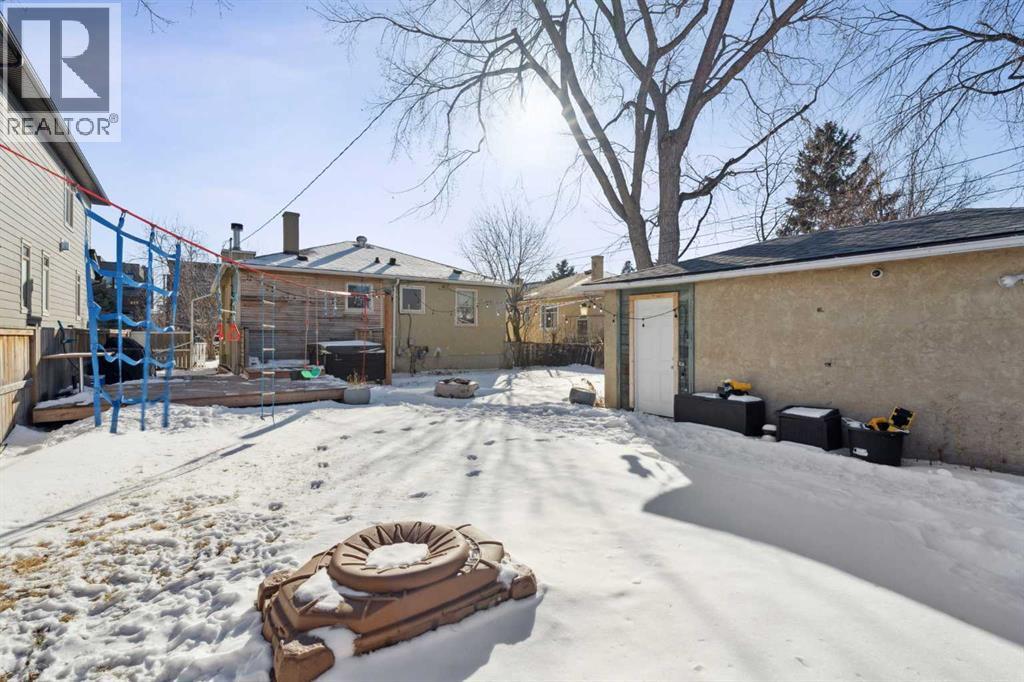 Single Family House Bungalow for Sale in   Avenue NE Winston Heights/Mountview Calgary 