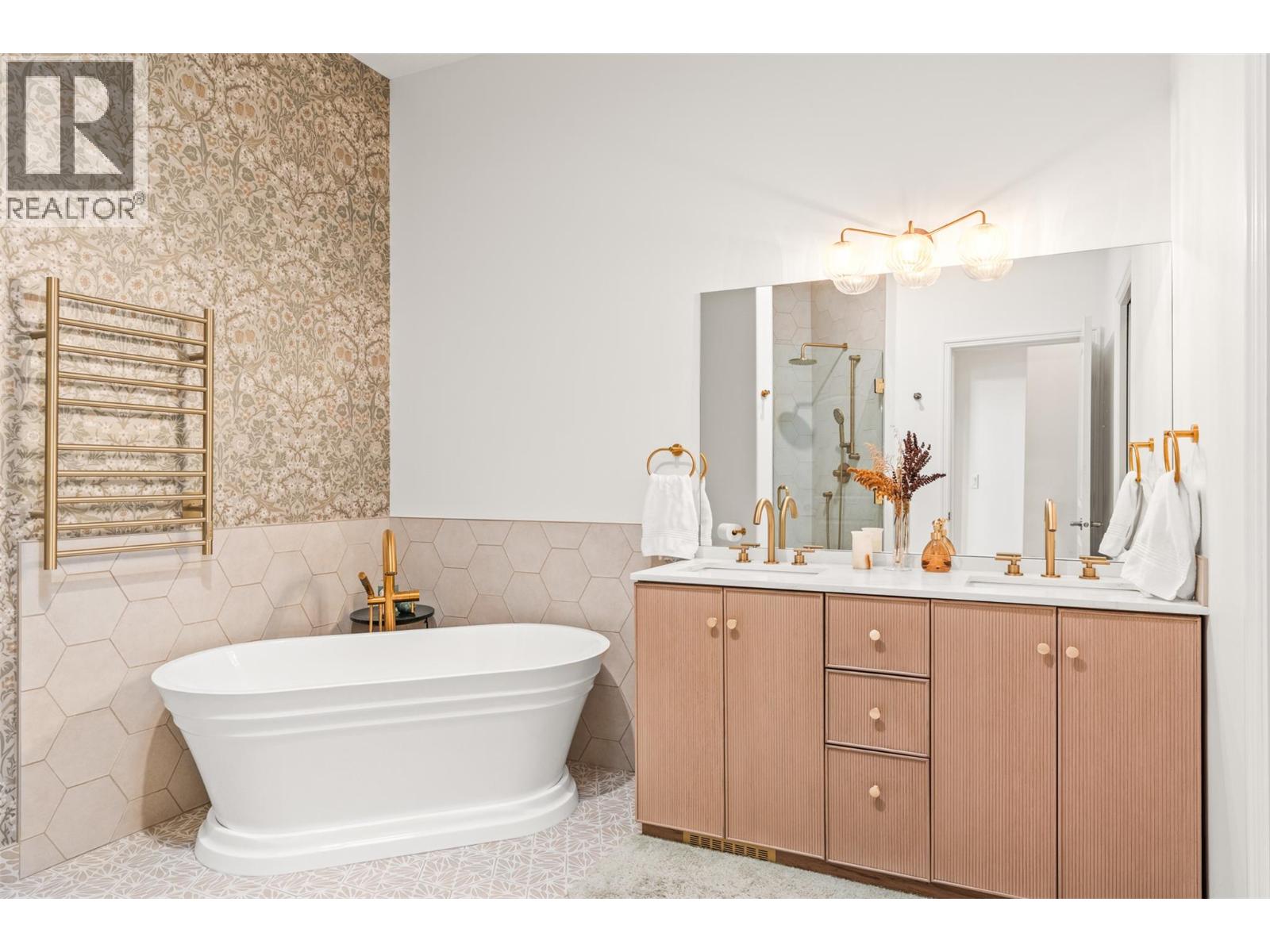 #7 13341 KIDSTON ROAD - 23