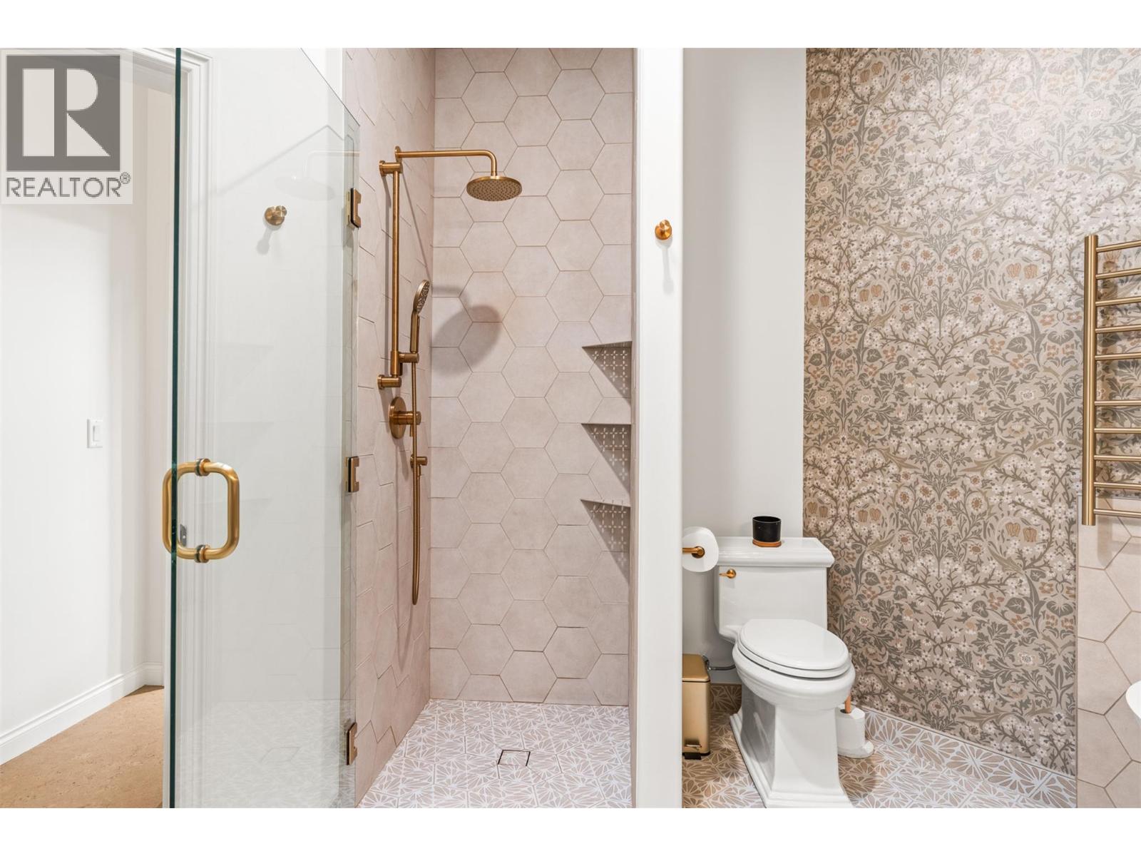 #7 13341 KIDSTON ROAD - 24