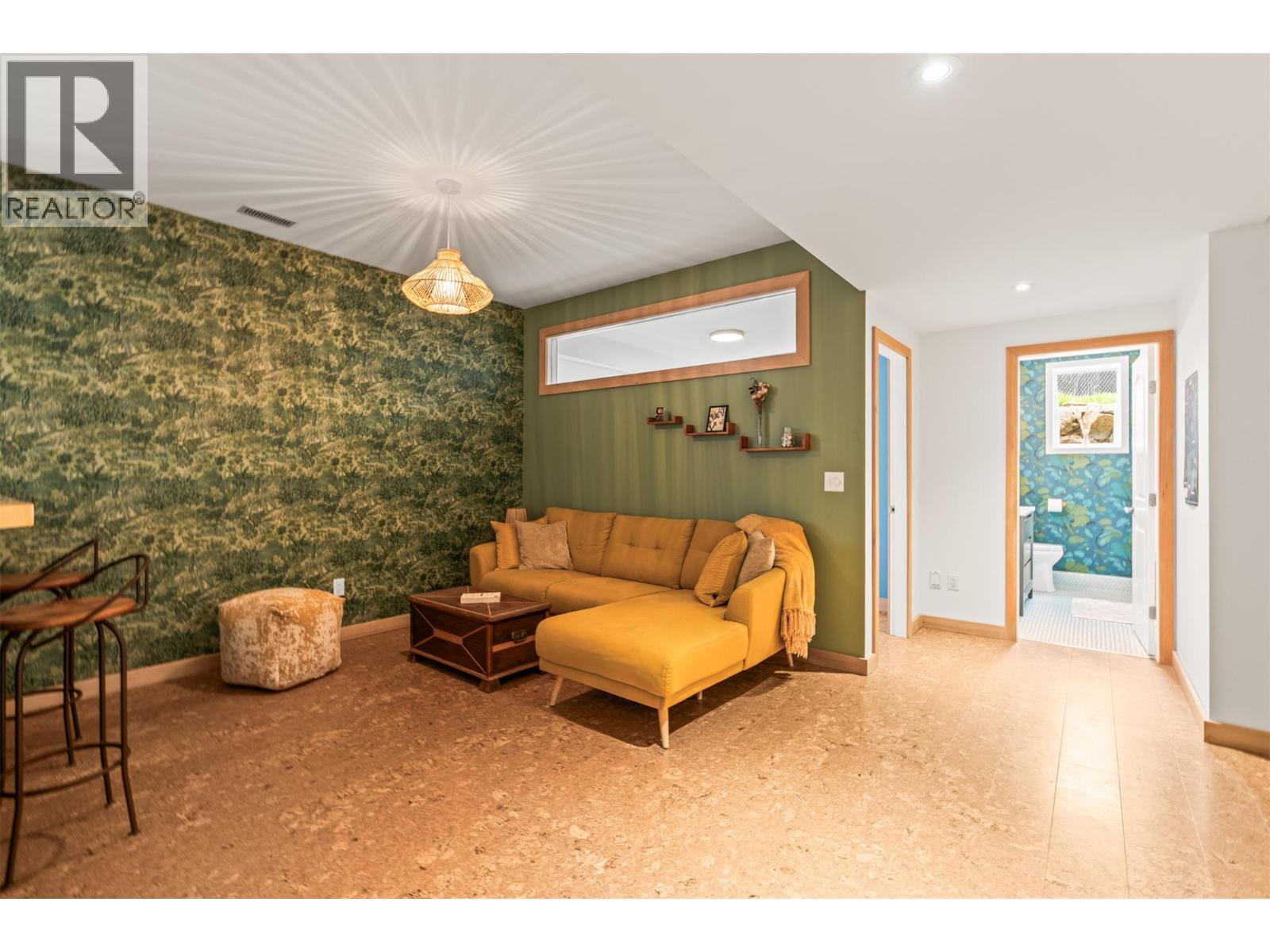 #7 13341 KIDSTON ROAD - 37