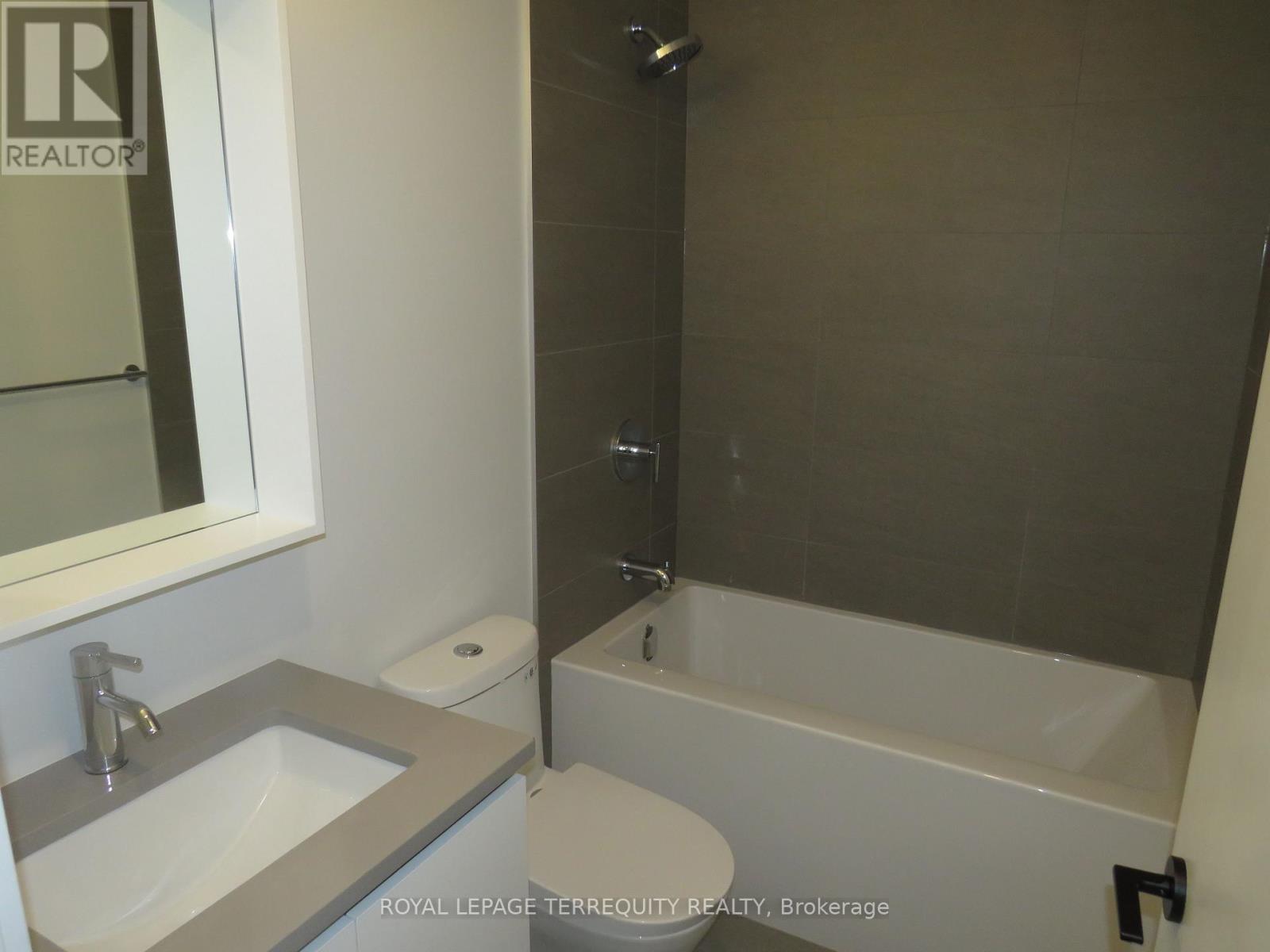 #3304 35 PARLIAMENT STREET - 13