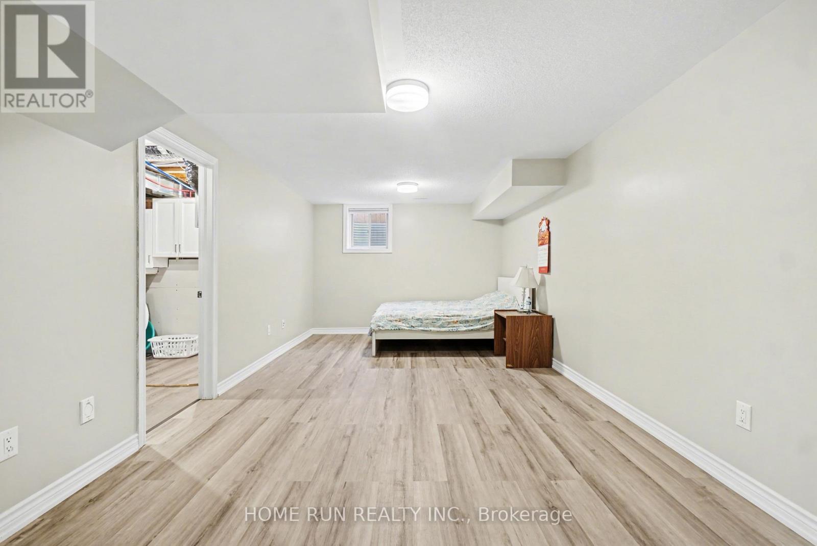 111 MESA DRIVE - 27