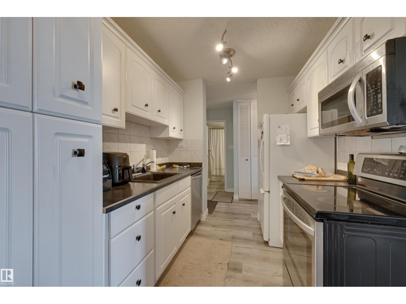 #1204 12121 JASPER AV NW, Edmonton