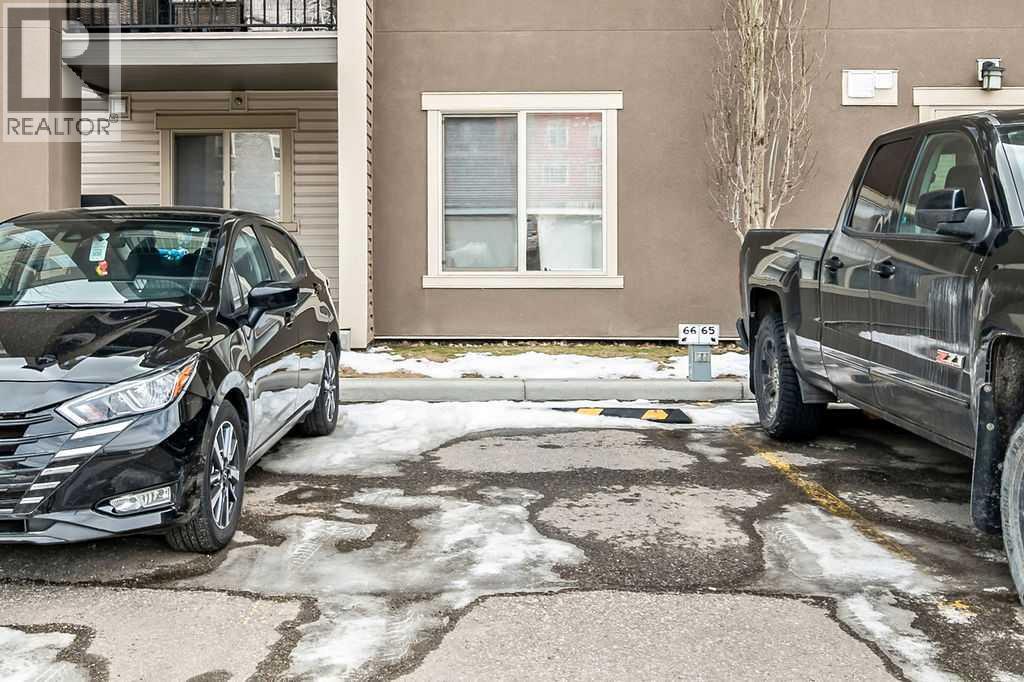 #9410 403 MACKENZIE WAY SW - 24