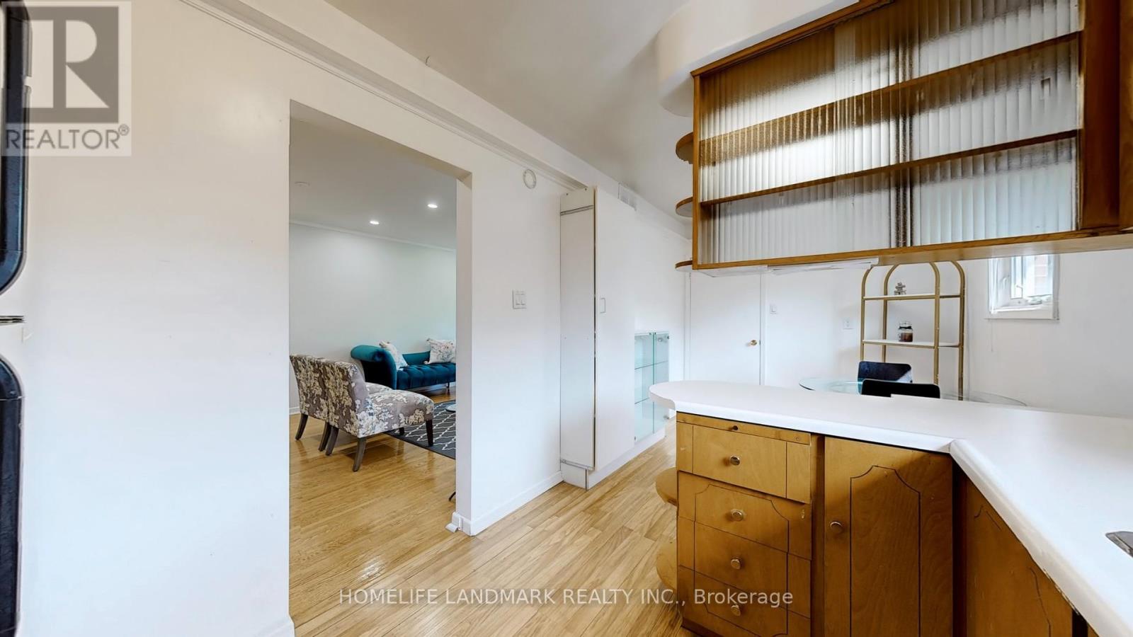 26 ROYWOOD DRIVE - 12