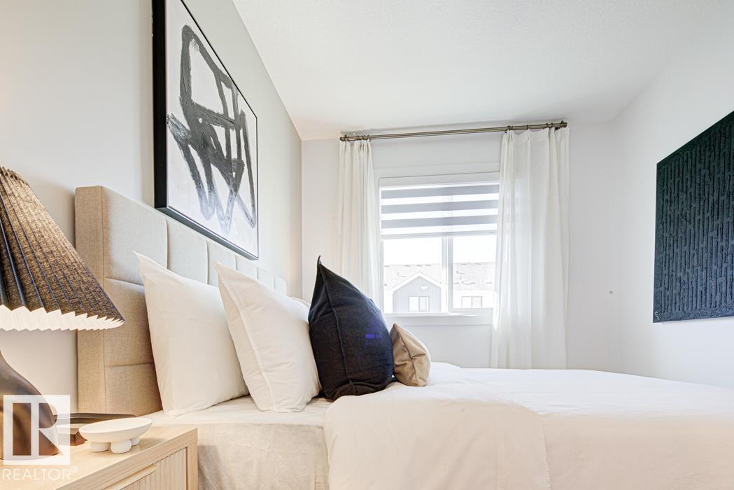 18705 18A AV NW, Edmonton