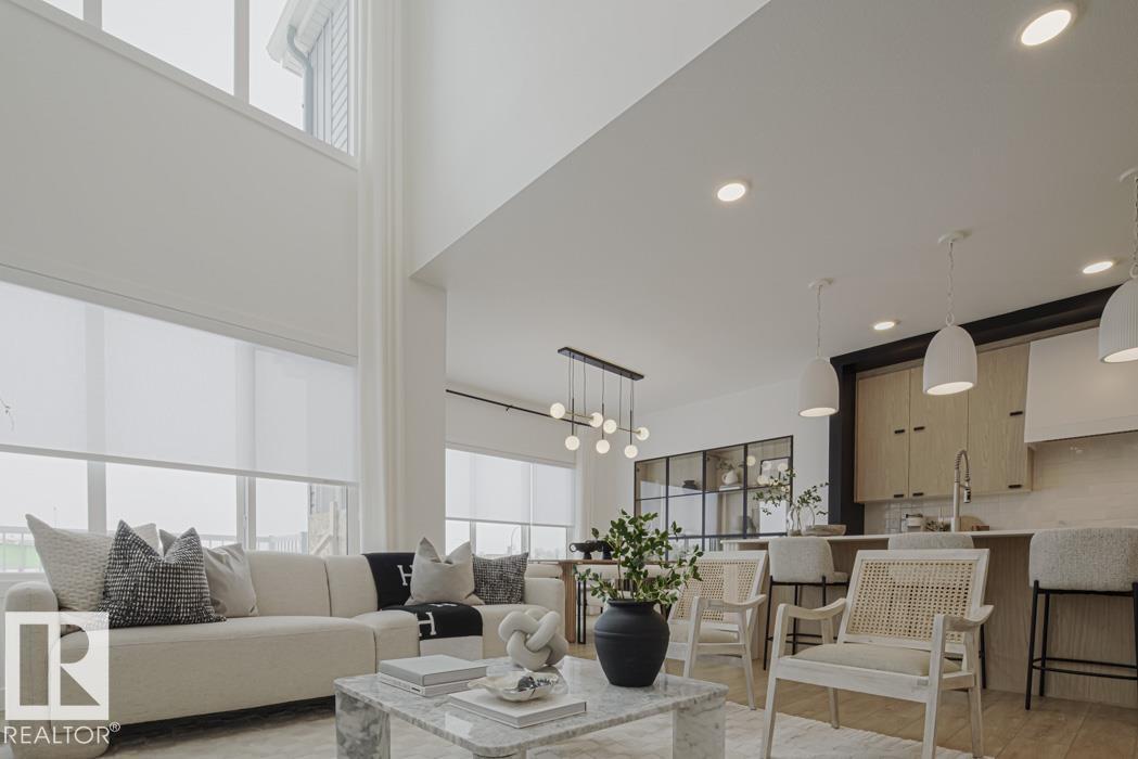 2712 188 ST NW, Edmonton