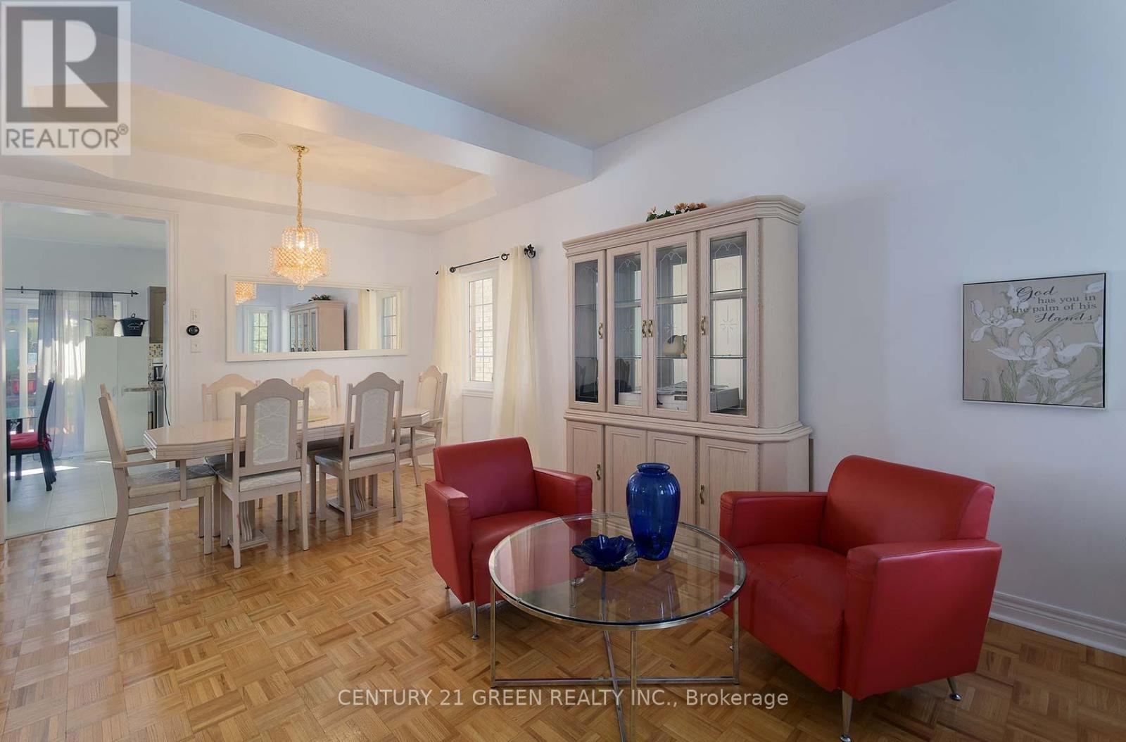 8 LAMPMAN DRIVE - 14