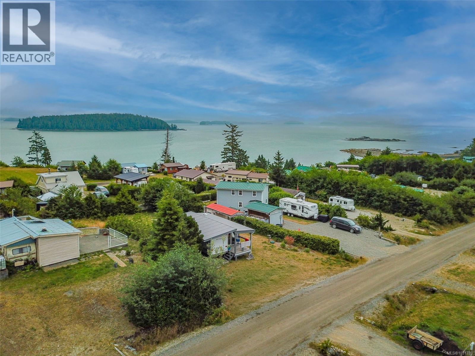 1098 Sixth Ave, Ucluelet
