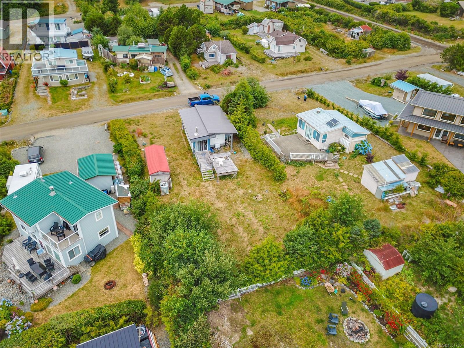 1098 Sixth Ave, Ucluelet
