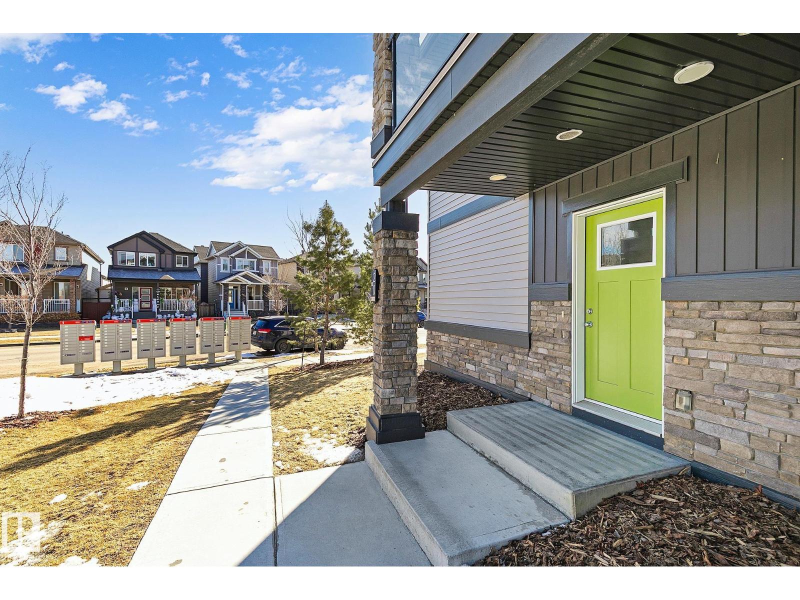 #20 1530 TAMARACK BV NW, Edmonton