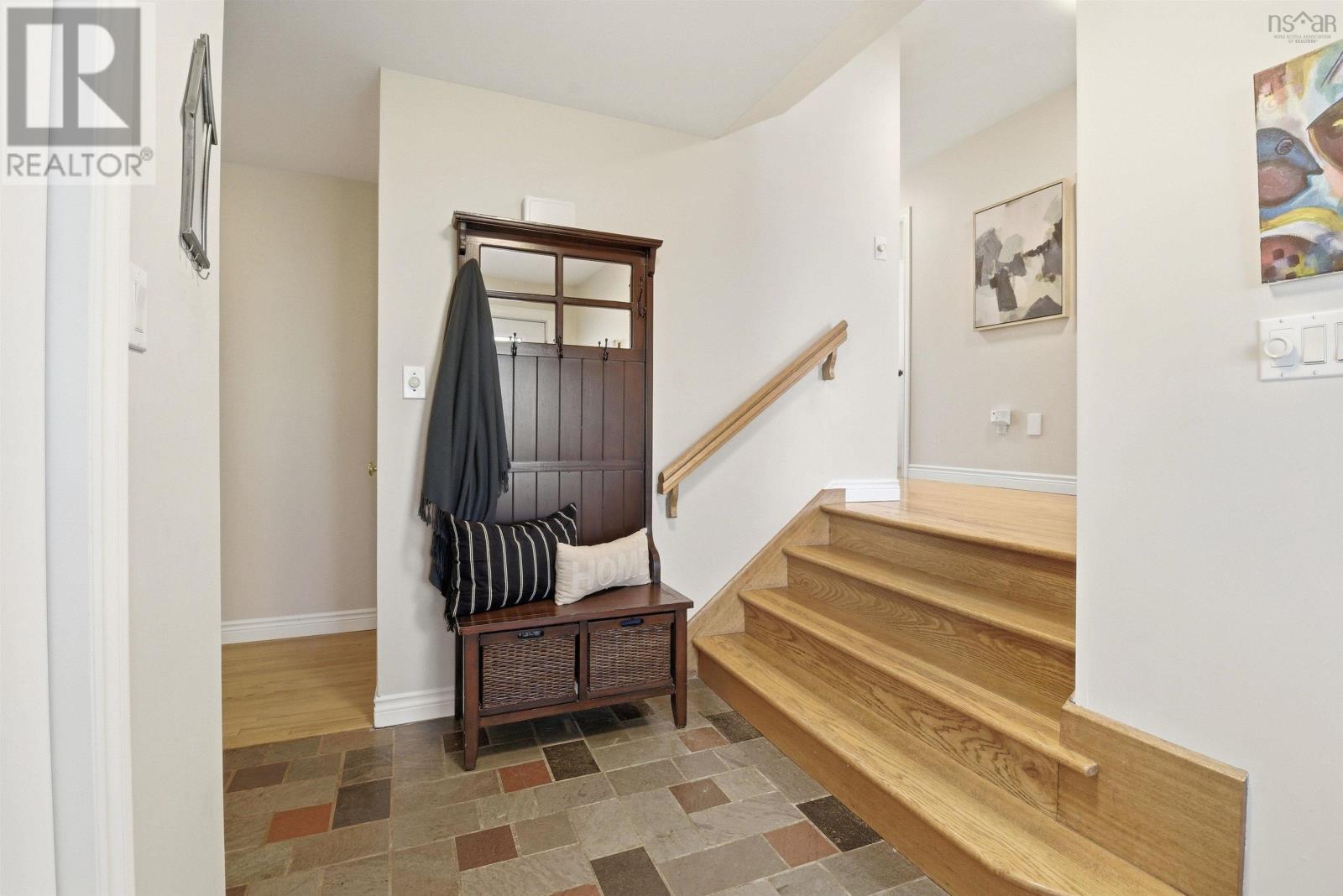 76 BIRCHWOOD COURT - 5