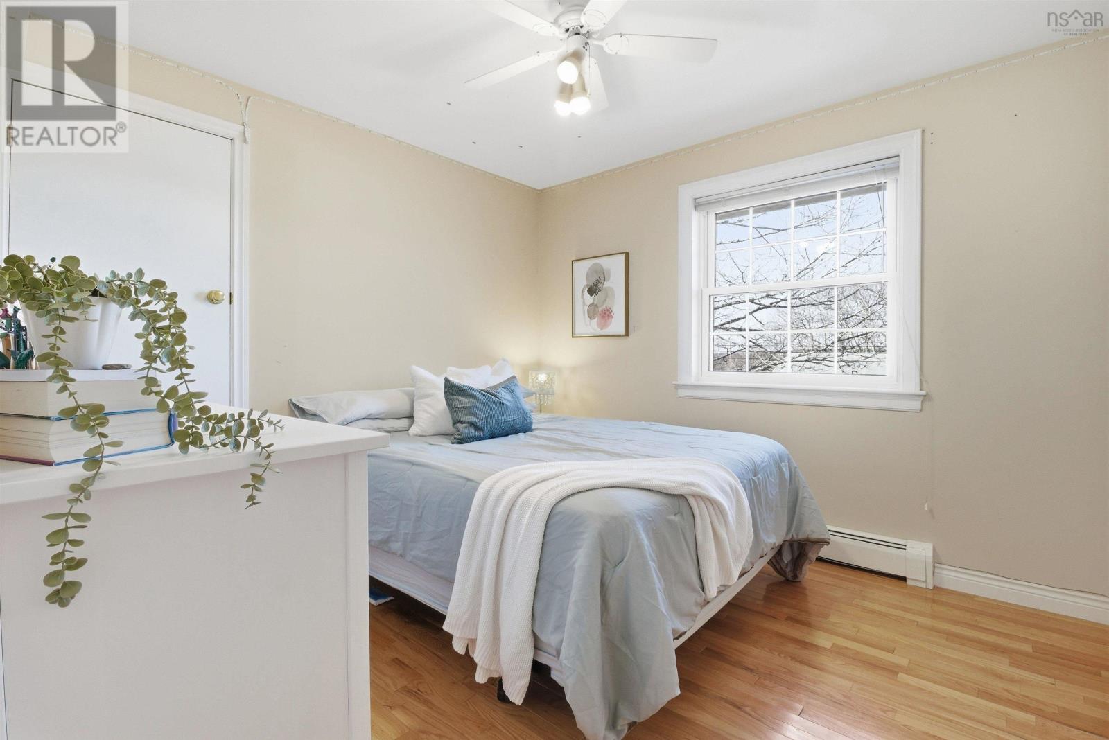 76 BIRCHWOOD COURT - 27