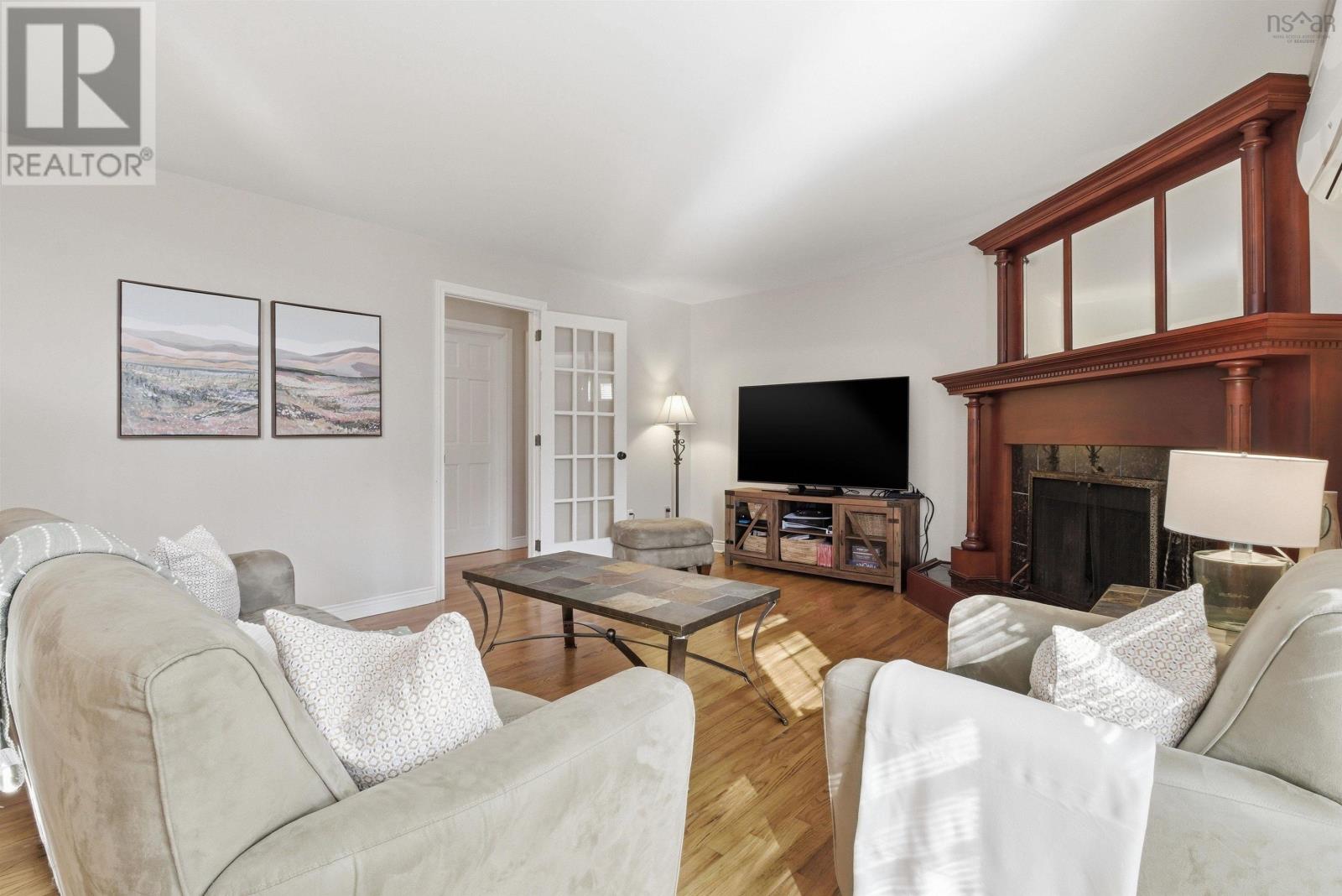 76 BIRCHWOOD COURT - 17