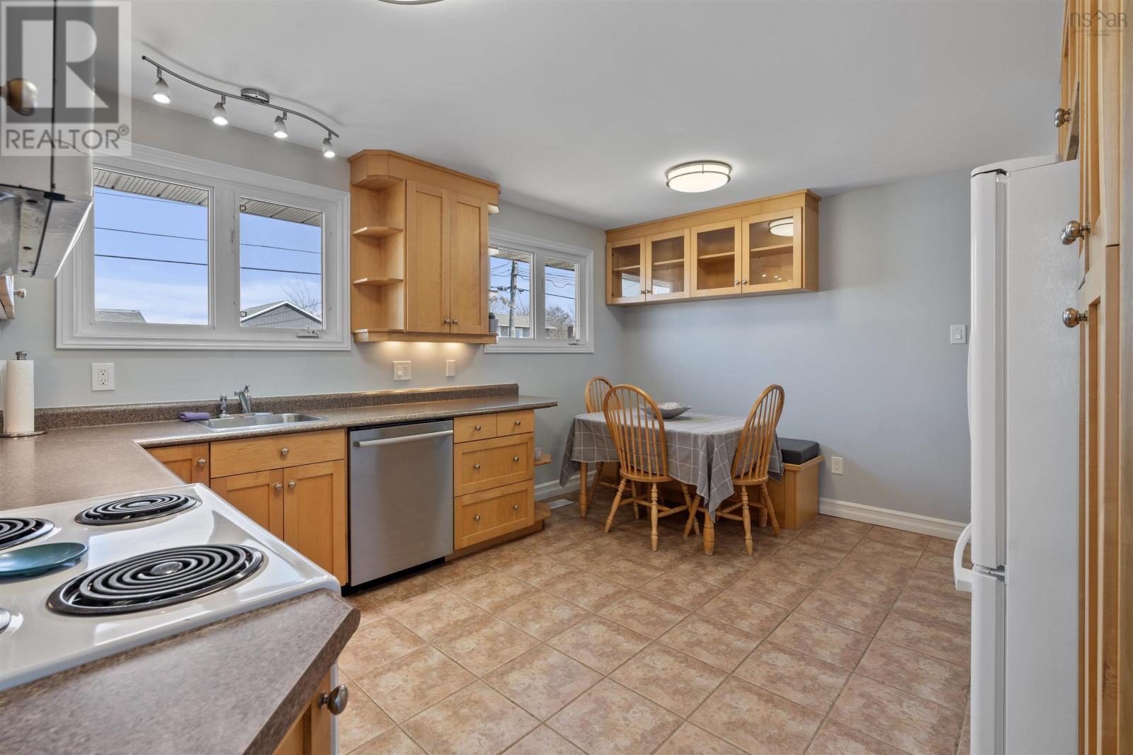 80 WEXFORD ROAD - 21