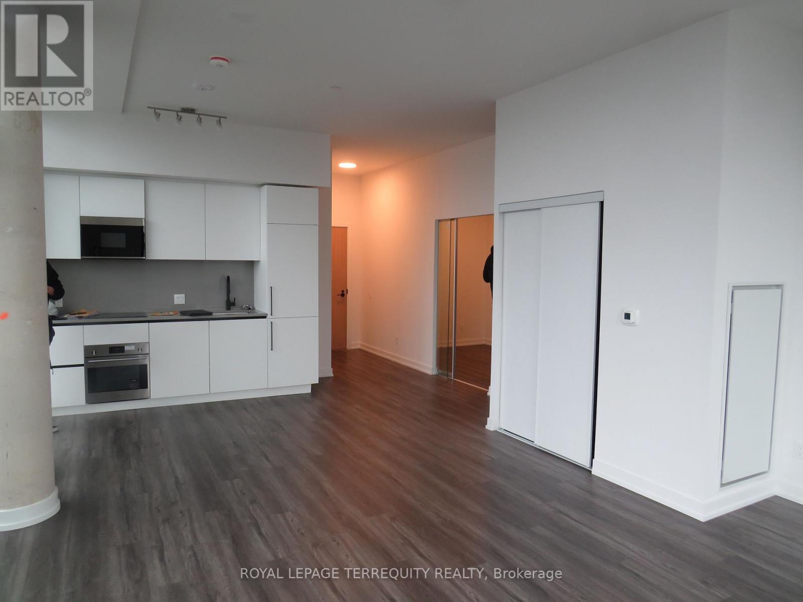 #3304 35 PARLIAMENT STREET - 2