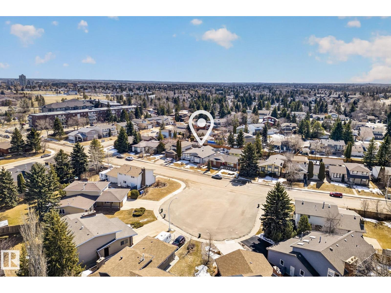 11715 28 AV NW, Edmonton