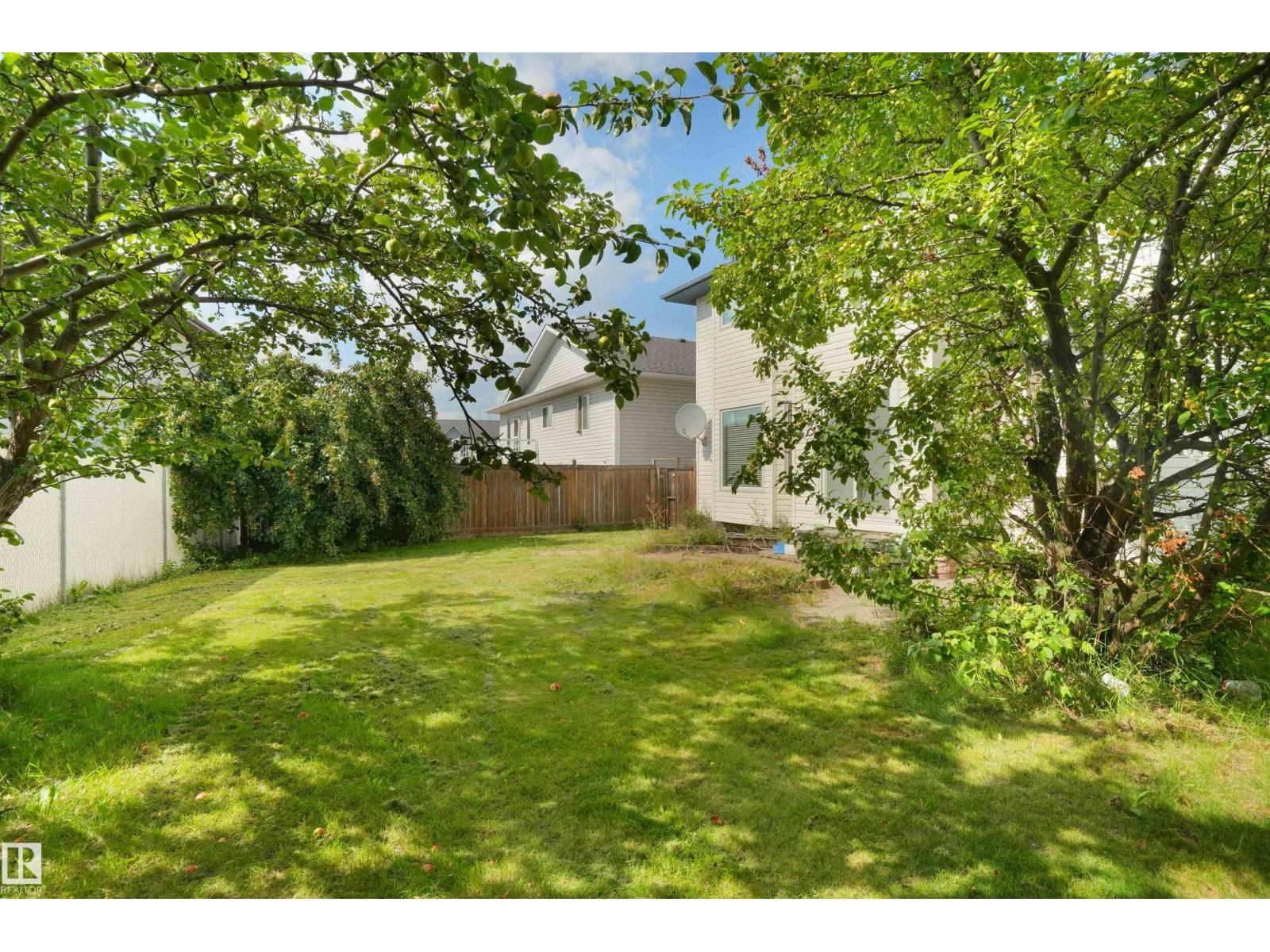 2715 44A AV NW, Edmonton