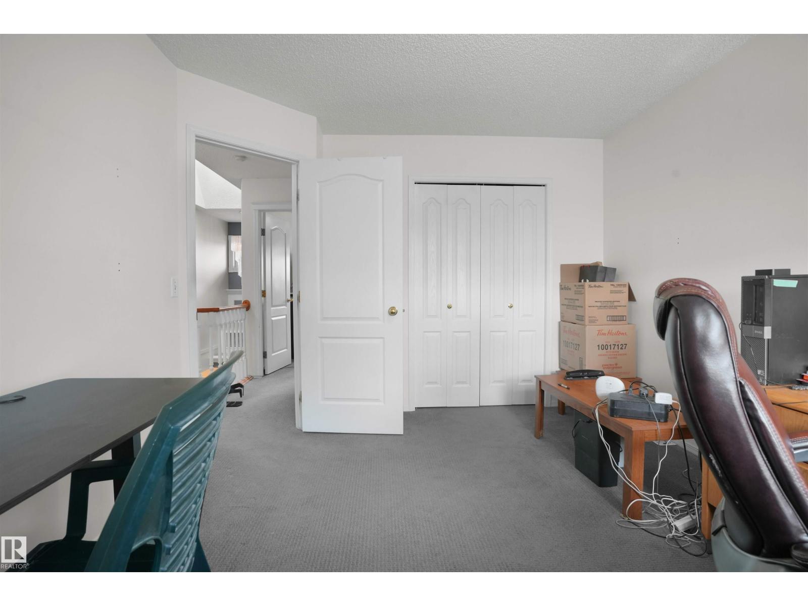 2715 44A AV NW, Edmonton