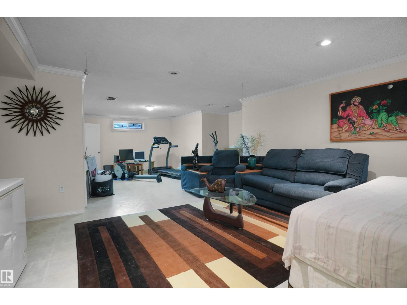 2715 44A AV NW, Edmonton