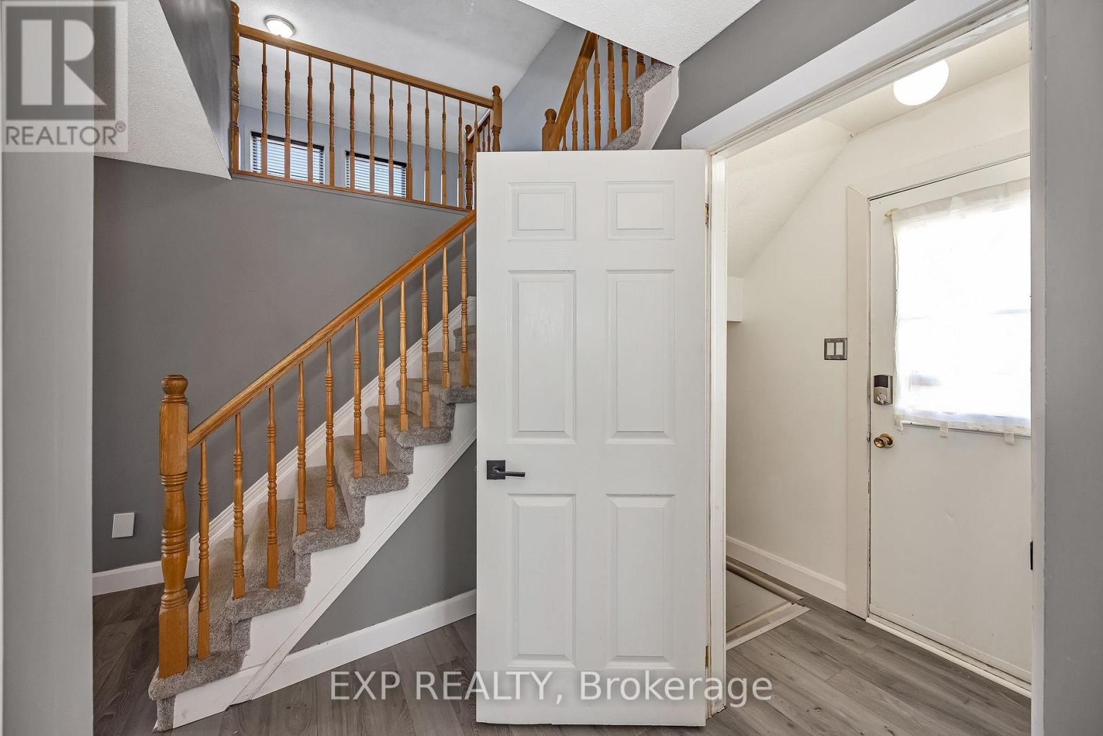 1797 BELVAL CRESCENT - 33