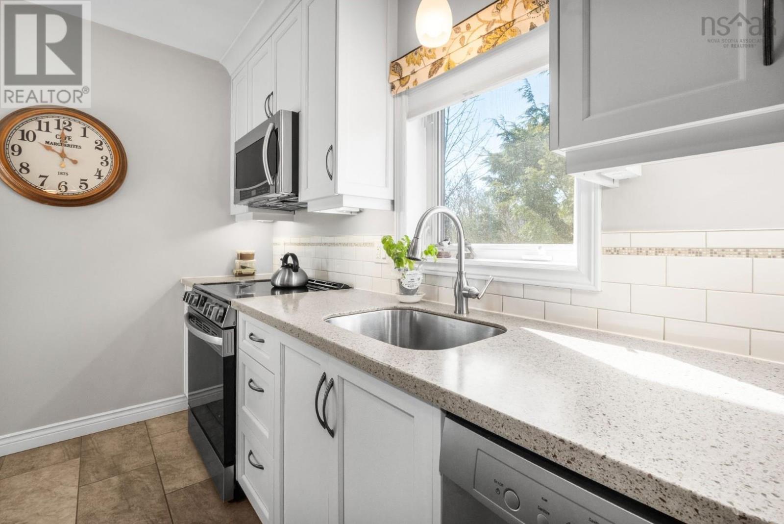 3119 ASHBURN AVENUE - 13