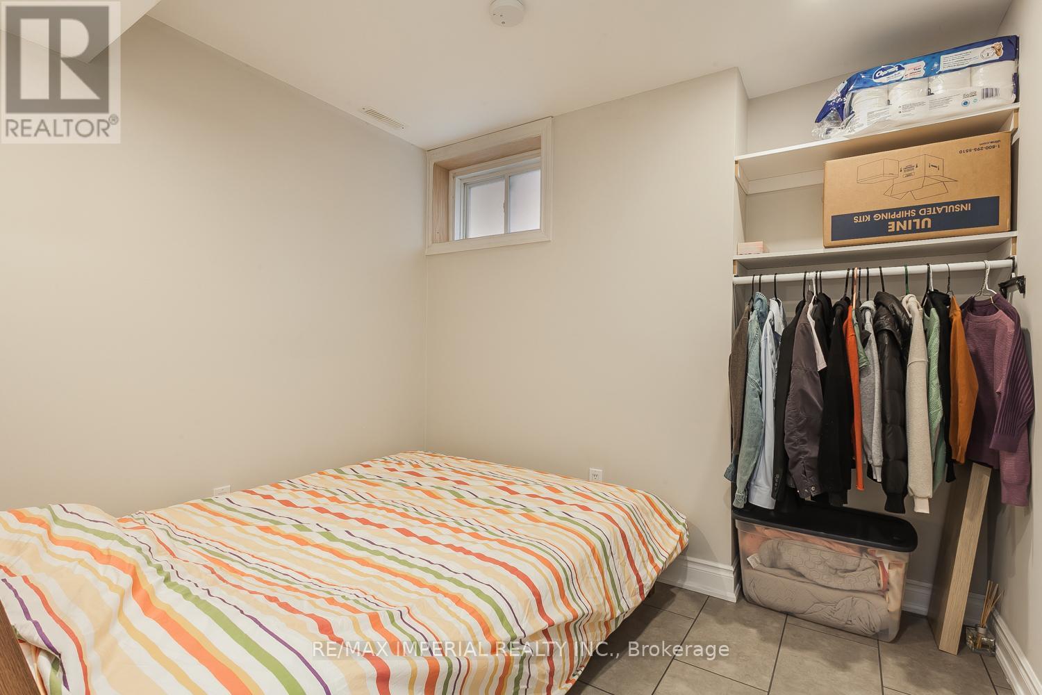 85 MAPLE RIDGE CRESCENT E - 23