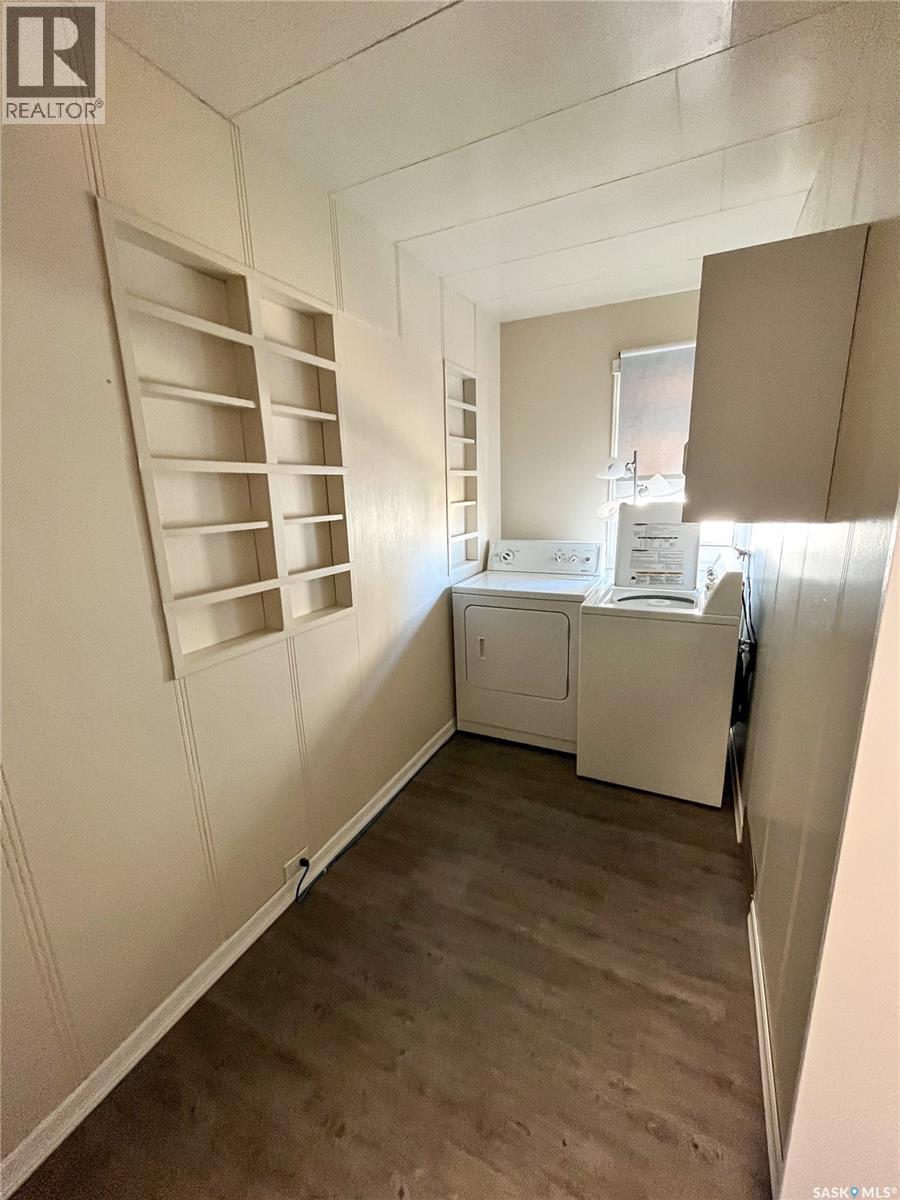 312 10TH AVENUE W - 13