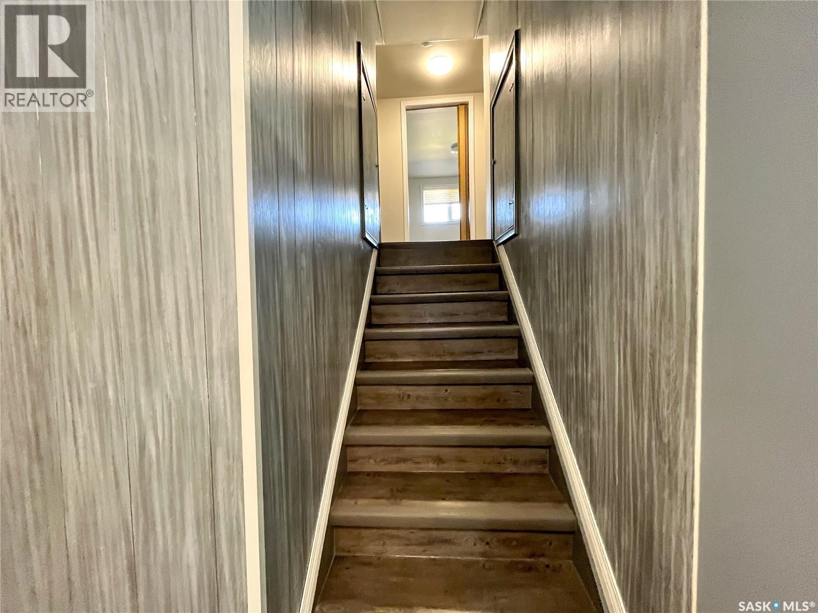 312 10TH AVENUE W - 14