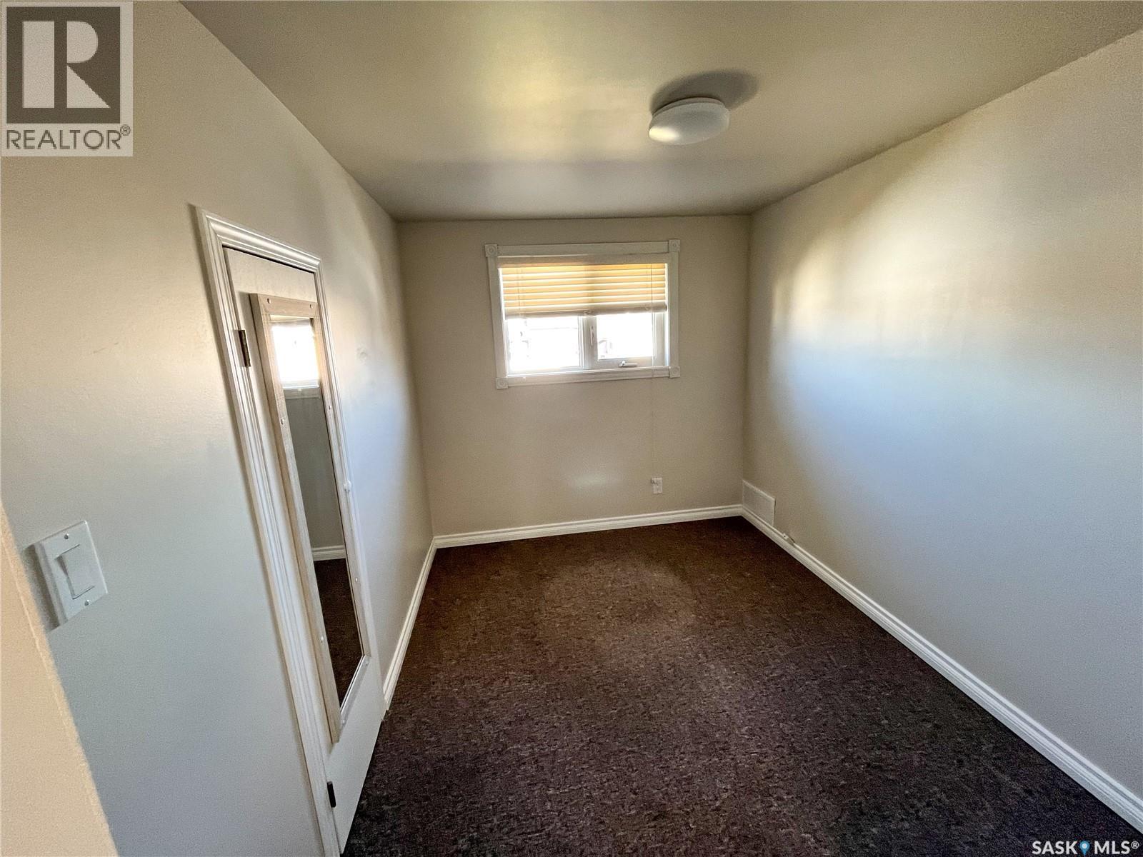 312 10TH AVENUE W - 16