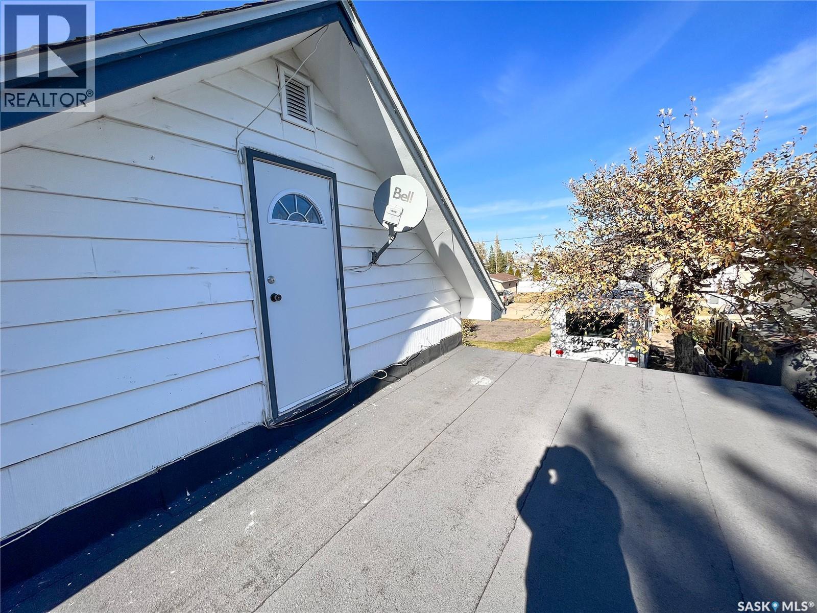 312 10TH AVENUE W - 19