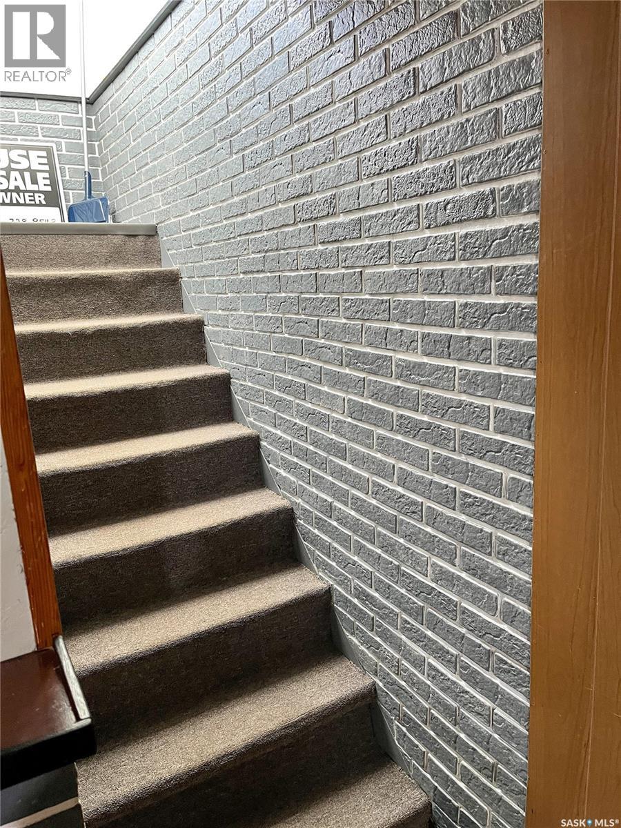 312 10TH AVENUE W - 20