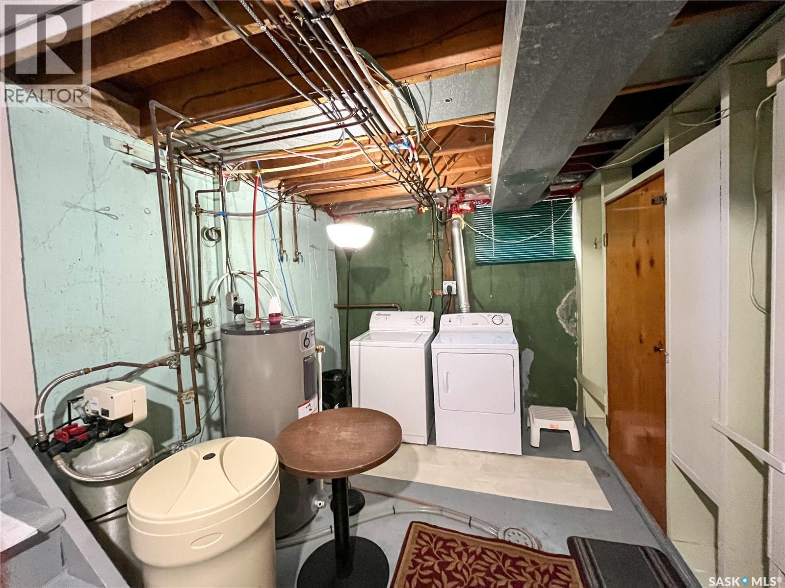 312 10TH AVENUE W - 30