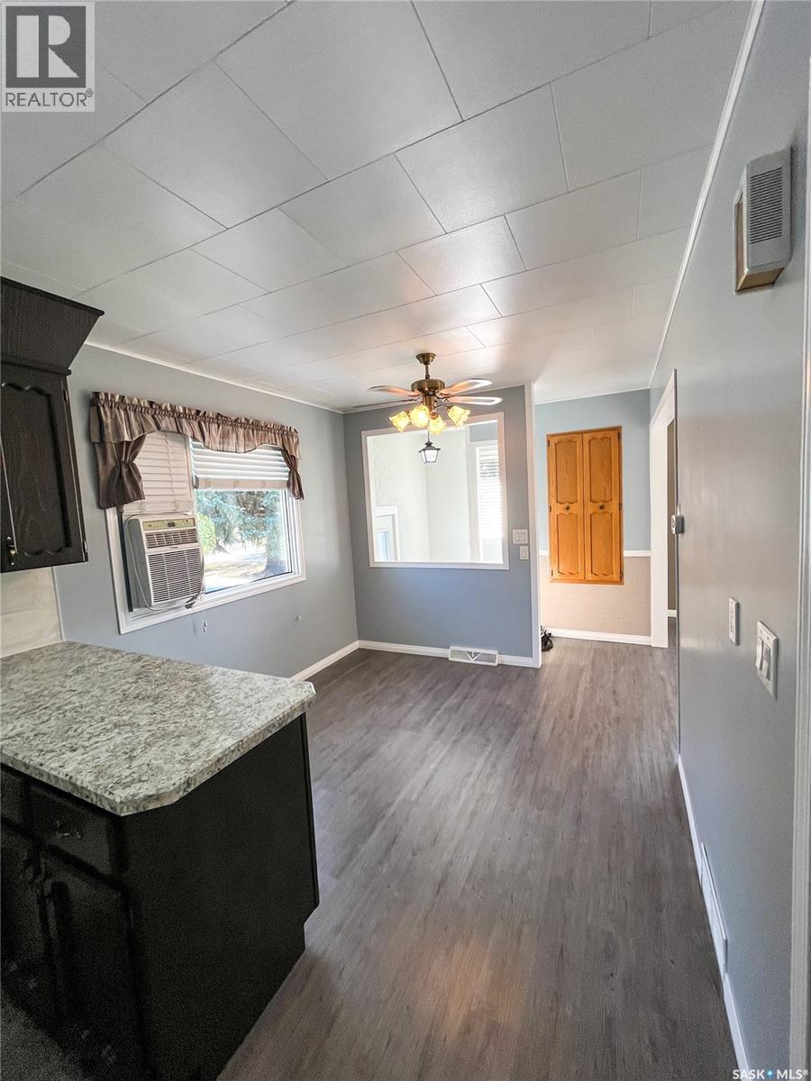 312 10TH AVENUE W - 8