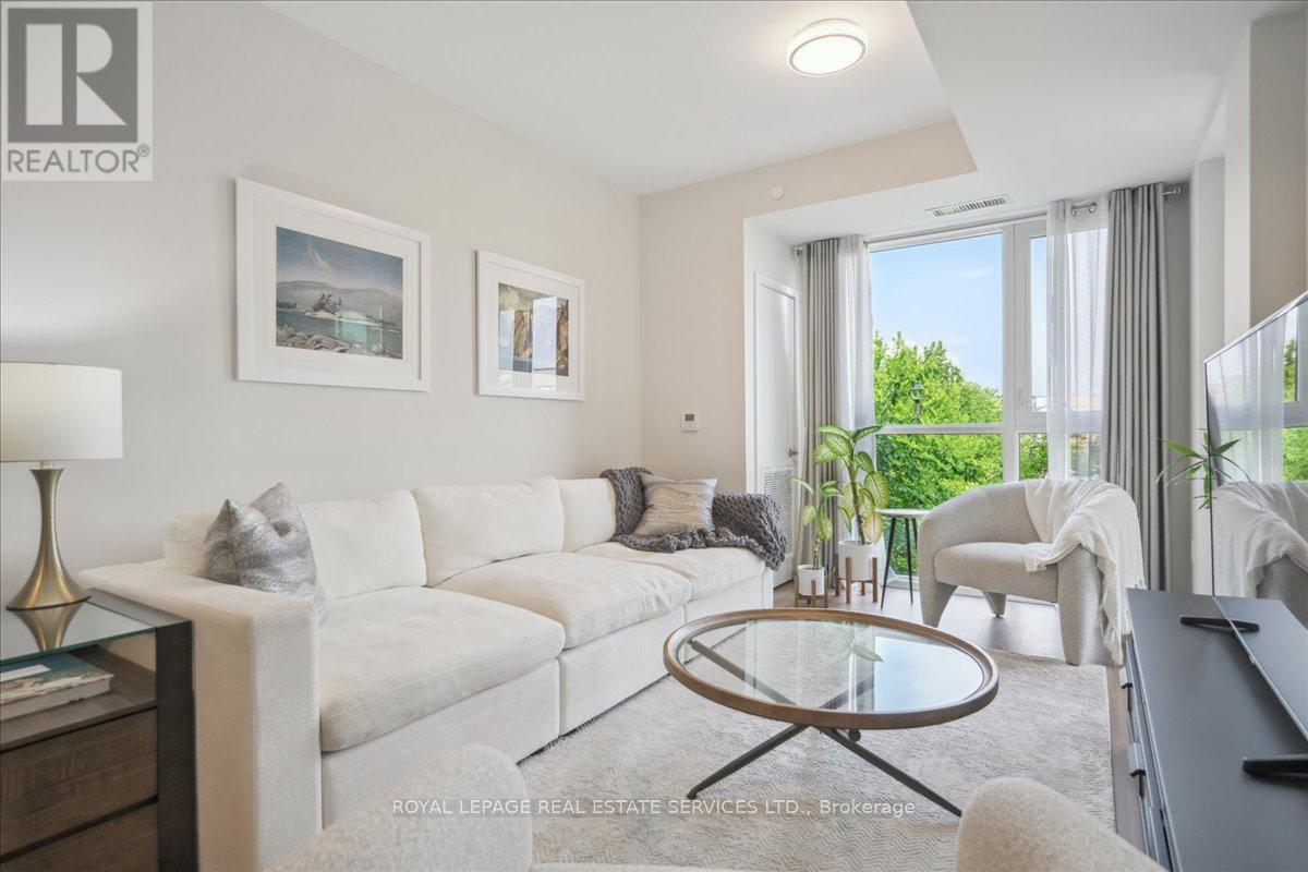 #211 168 SABINA DRIVE - 20