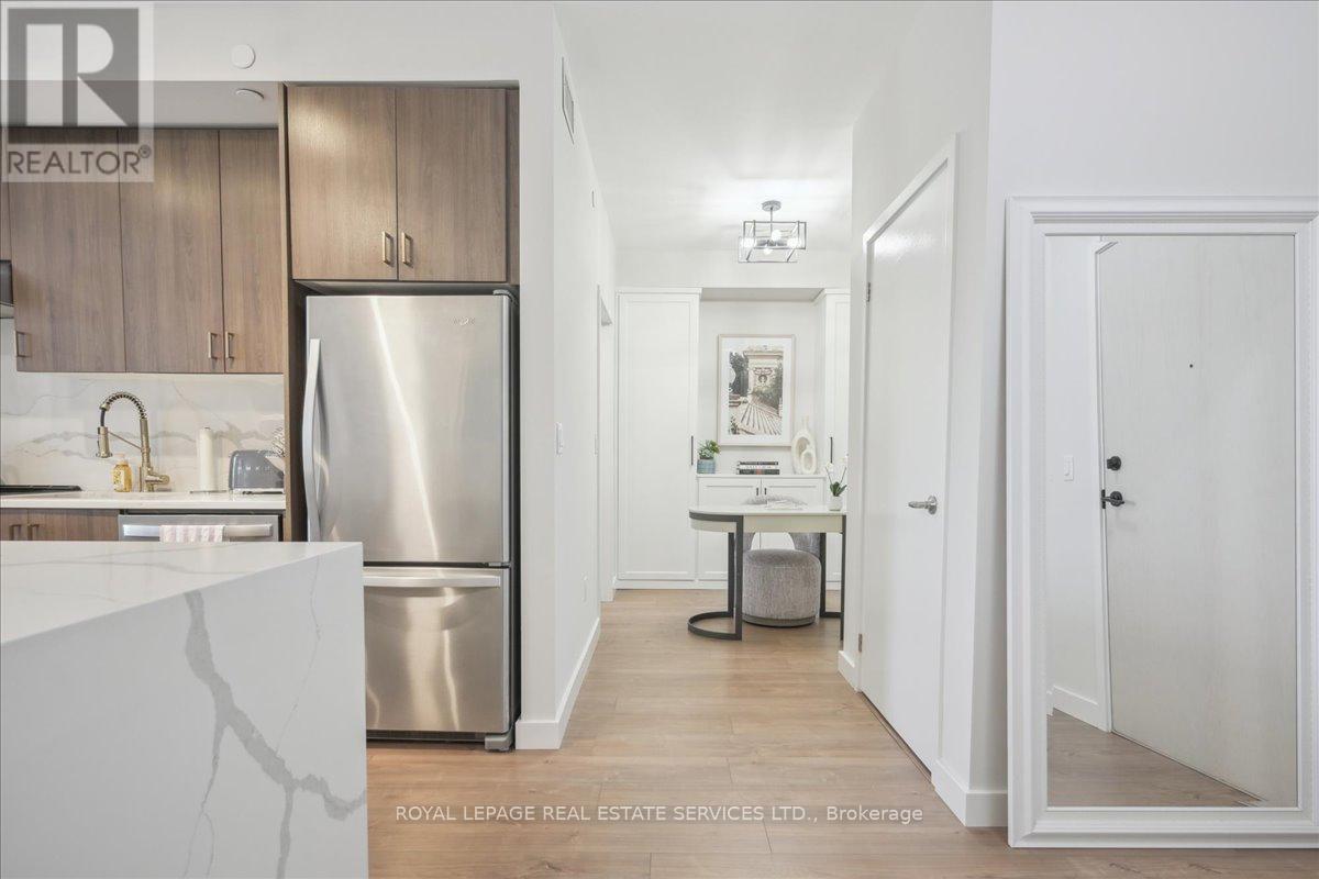 #211 168 SABINA DRIVE - 8