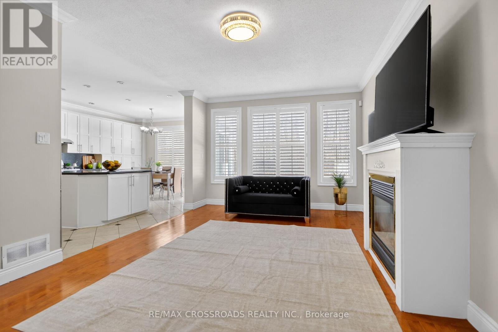 10 TIERNEY DRIVE - 14