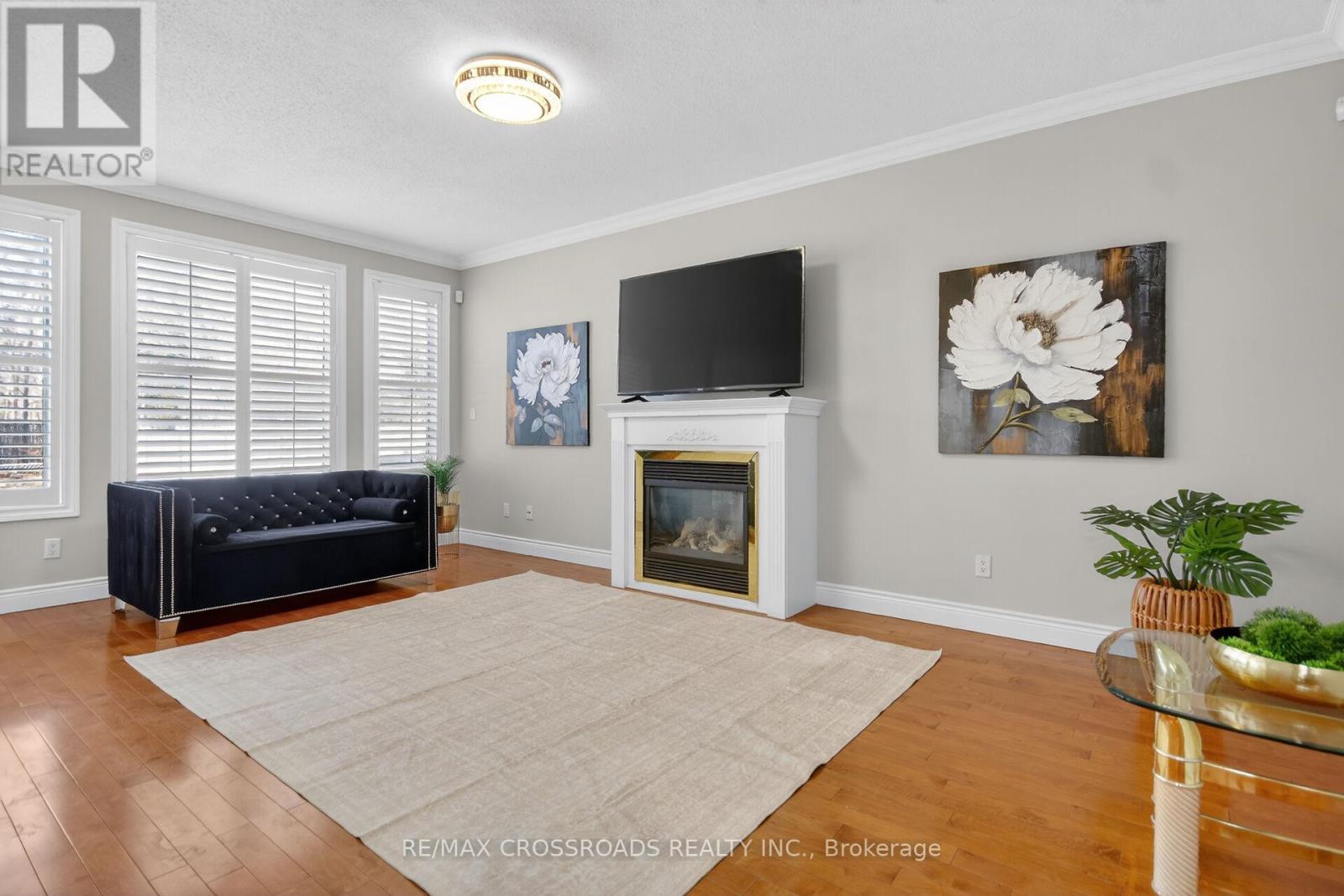 10 TIERNEY DRIVE - 12