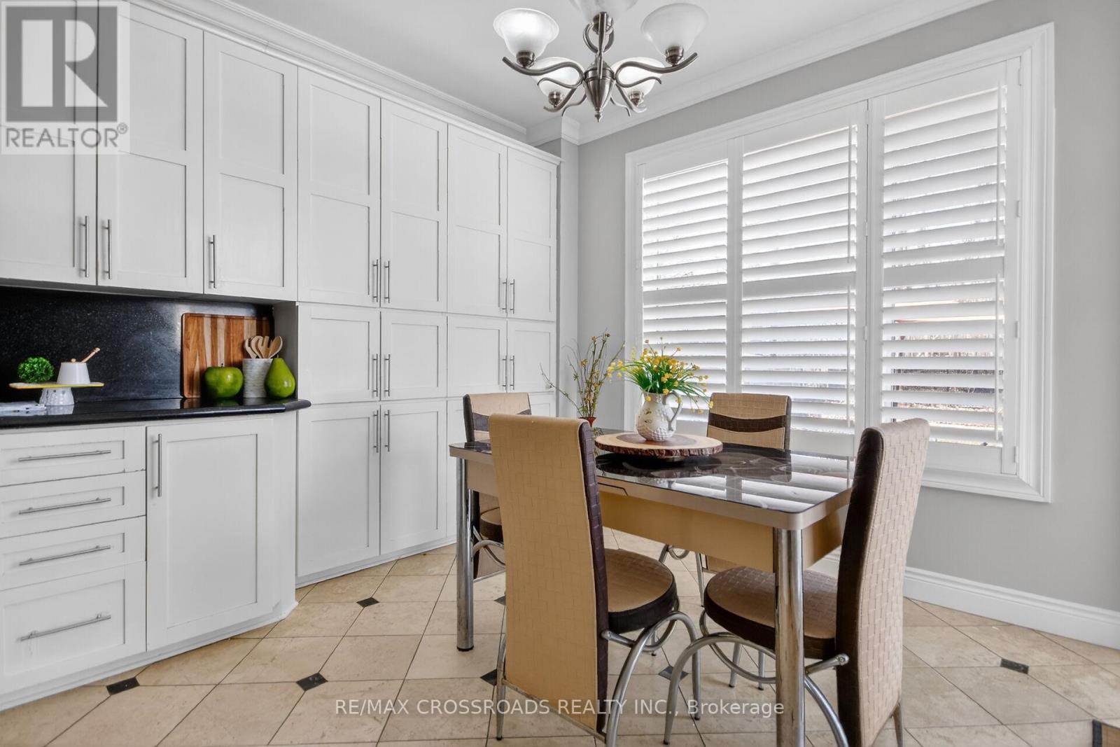 10 TIERNEY DRIVE - 24