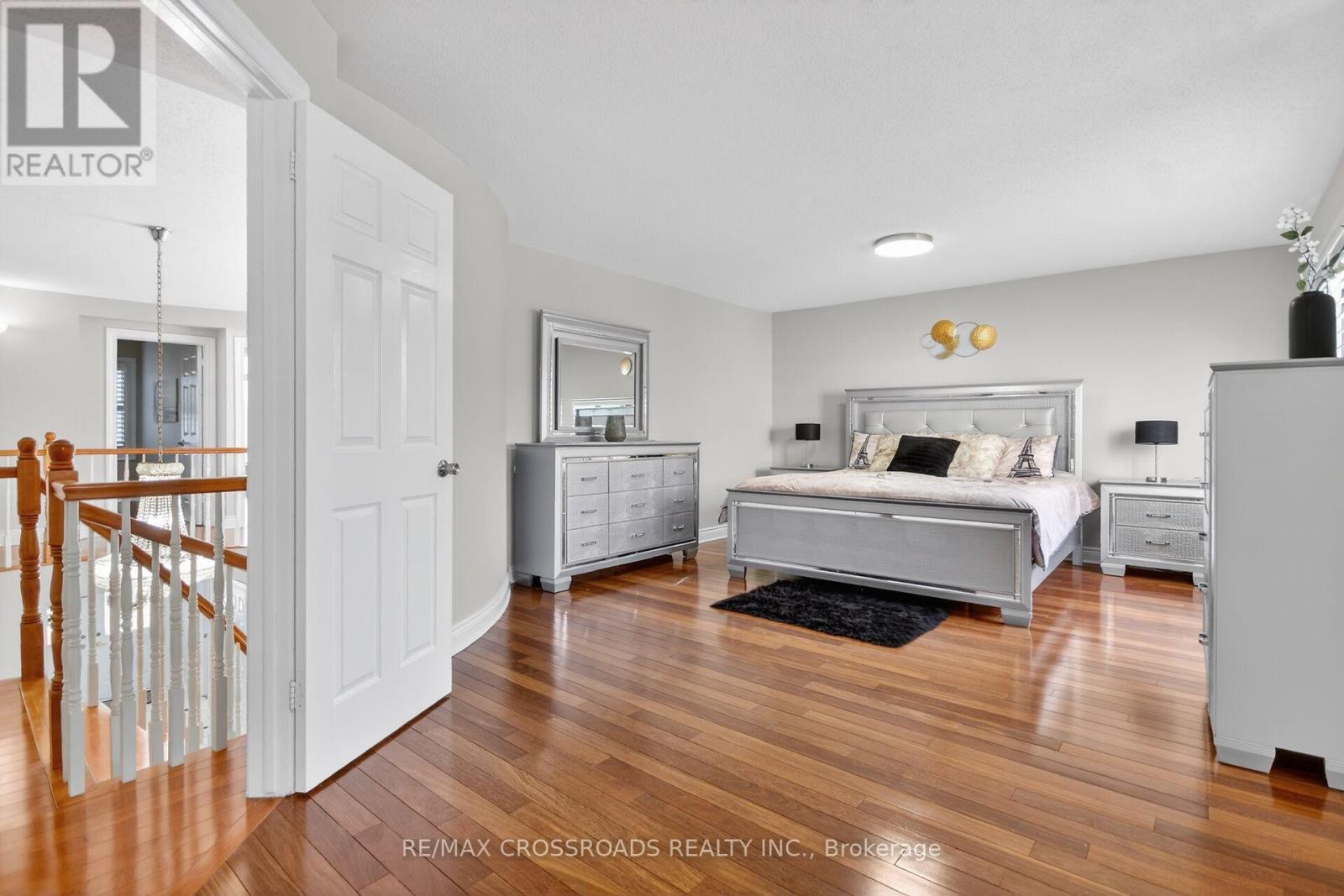 10 TIERNEY DRIVE - 33