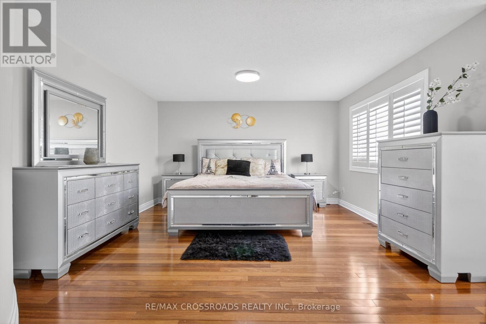 10 TIERNEY DRIVE - 27